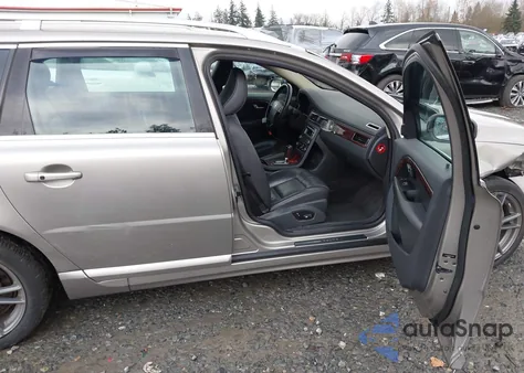 2008 Volvo V70 3.2 из США, поврежденный, VIN YV1BW982081051886